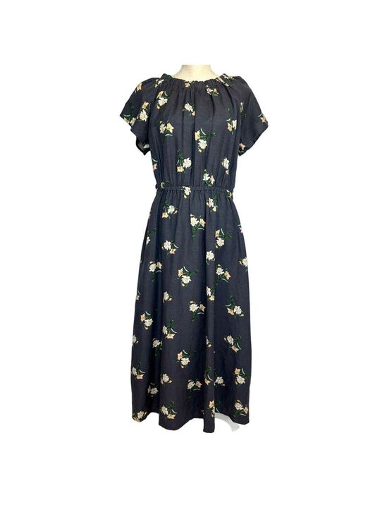 LOFT Dresses & Skirts - Loft Dress Midi Women's M Gray Floral Stretch Waist Neck Flutter Sleeves
